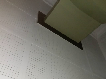 安装阶段：桥架穿越墙体防火封堵